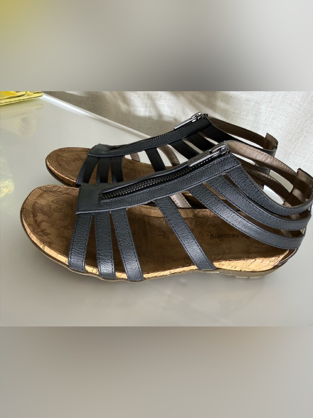 BearPaw womens sandal size 8